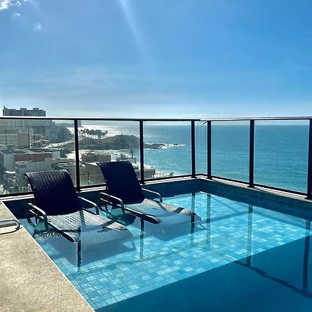 Lindo Flat No Farol Da Barra Apartment Salvador Bagian luar foto